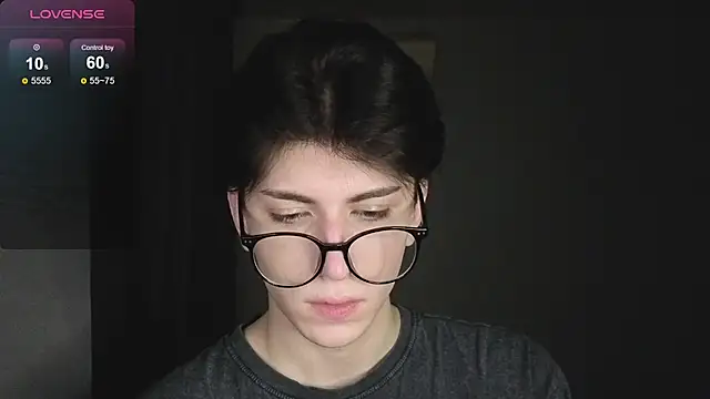 oliver_star_boy_ - Oliver_star_boy_'s free webcam - UK Sex Cams