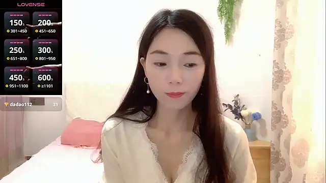 keke-baby170 - Keke-Baby170's free webcam