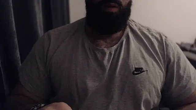 hugemachohandsome live cam screenshot male on Gratis Show – Free Live Cams