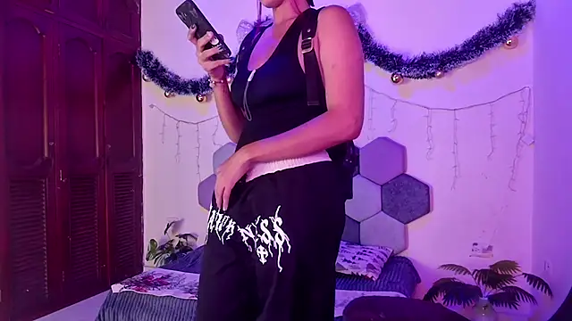 horny_tgn - Horny_tgn's free webcam - UK Sex Cams