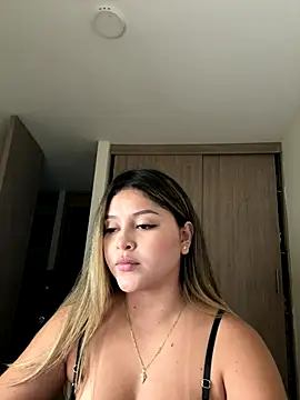 lunablossom_ - Lunablossom_'s free webcam - UK Sex Cams