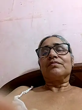 _candi live cam screenshot female from Venezuela on Gratis Show – Free Live Cams