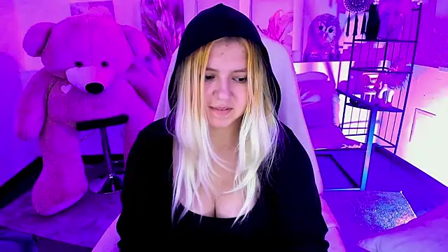 DiaAngell webcam stripchat model stream image