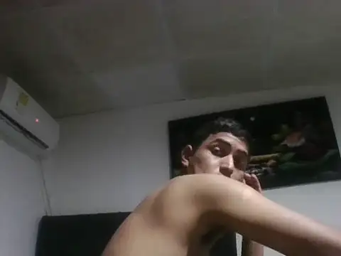 cerdo14562 - Cerdo14562's free webcam - UK Sex Cams