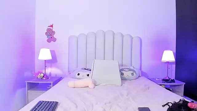  SofieBunnie chat room