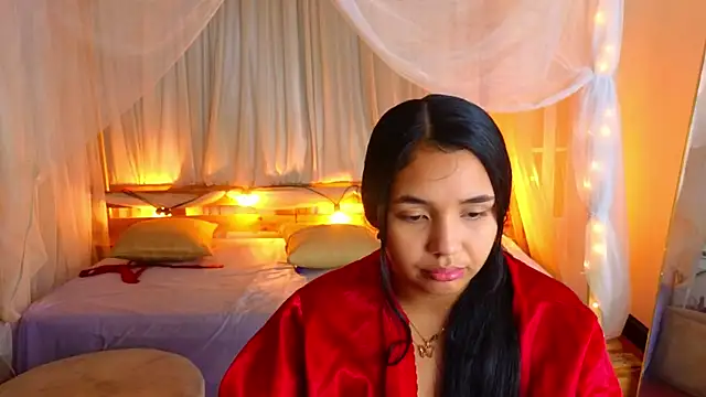 loreaniss live cam screenshot female from Colombia on Gratis Show – Free Live Cams