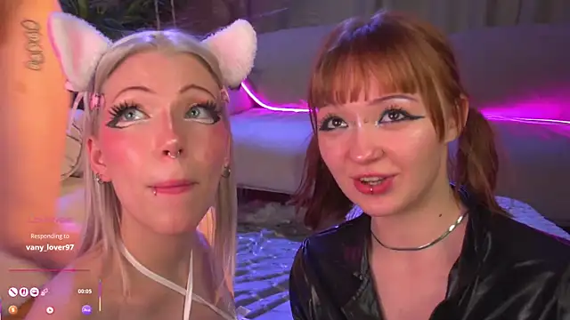 Wildneck Live Webcam on Stripchat