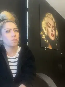 viktoria_davis_ live cam screenshot female on Gratis Show – Free Live Cams