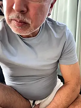 gholly2007 Live Webcam on {site_name}