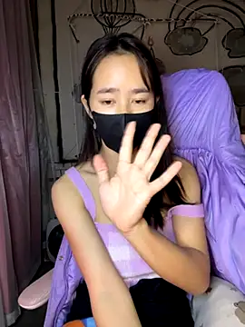 TiNa_04 webcam stripchat model stream image