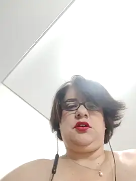 lucimarry48 webcam stripchat model stream image