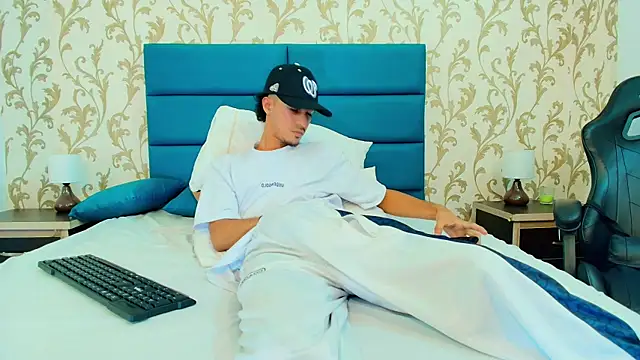 marcus_jeron - Marcus_Jeron's free webcam