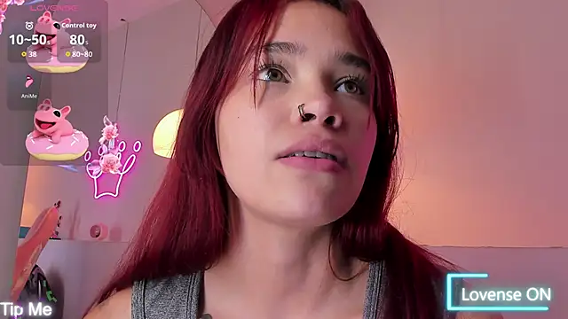 violeth_hill live cam screenshot female from Colombia on Gratis Show – Free Live Cams