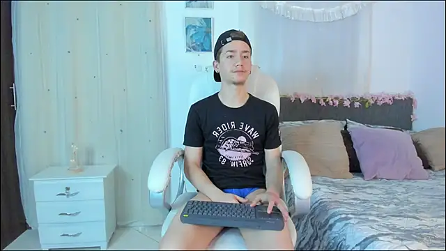 thiagoojames - ThiagooJames's free webcam