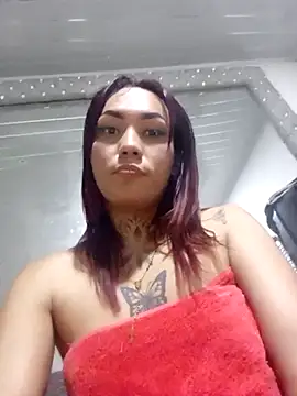 Mafiasexy666 live cam screenshot femaletranny on Gratis Show – Free Live Cams