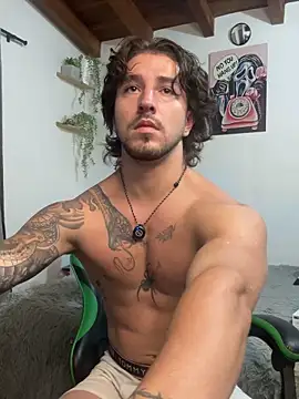 Valentino_Xander