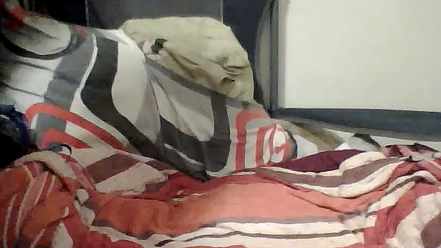 glenorecornomaza (F milf) - play with pussy 2 fingers and cum