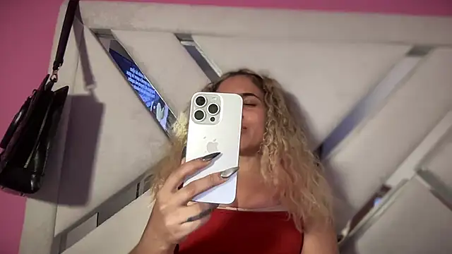 brithneysquirt - Brithneysquirt's free webcam