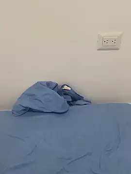 17-ABBY_01 live cam screenshot female on Gratis Show – Free Live Cams