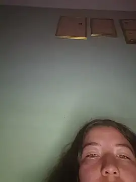 annyaparis - Annyaparis's free webcam