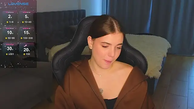 adrianawow1 live cam screenshot female on Gratis Show – Free Live Cams