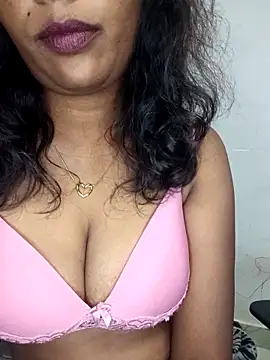 tamil kavinila