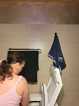 Live sex cam of PalomaDesireee