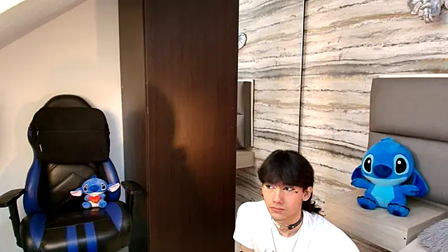 lovers_21 - Lovers_21's free webcam