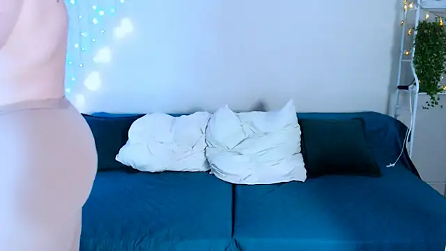 goddesslara - GoddessLara's free webcam