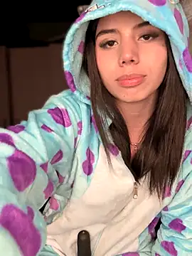 Laura-Khalifa