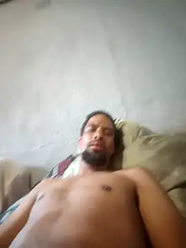 Tigermanboy Live Webcam on Stripchat