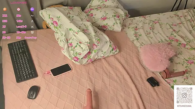 Vanessa_Walters live show on StripChat 