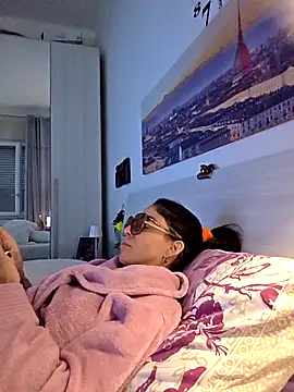 sexy7883 Live Webcam on Stripchat