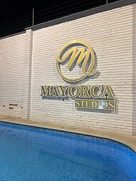 Maxim-Walker Live Webcam on Stripchat