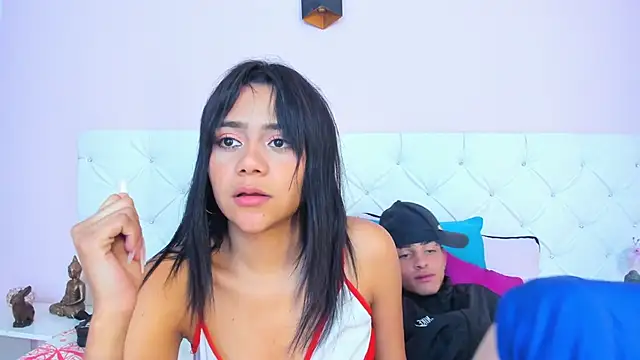 Zaira_Angel Live Webcam on Stripchat