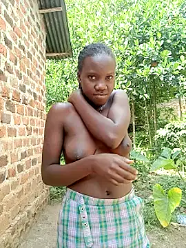 Black_juicy24 Live Webcam on Stripchat