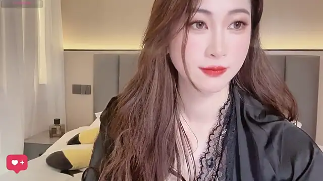 wuyueaini (F young) - 看五月上厕所