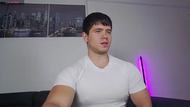 Arilas_ Live Webcam on Stripchat