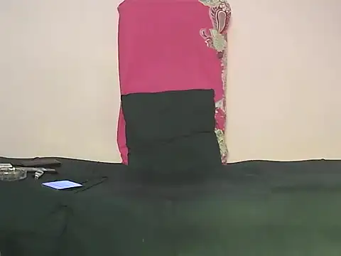 foxsanSs Live Webcam on Stripchat