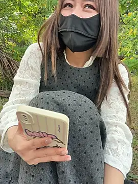 cara-02 (F young) - 户外看骚逼发骚好刺激好兴奋