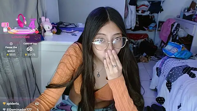 nanylux (F teen) - show pussy+fingering