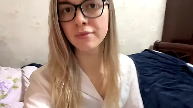 MichikoWienandt live show on StripChat 