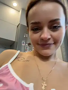 angelinateller (F young) - Ride dildo ❤️