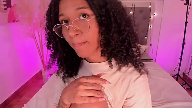 layla_clarke (F teen) - Fingering you sweet pussy, and fuck me