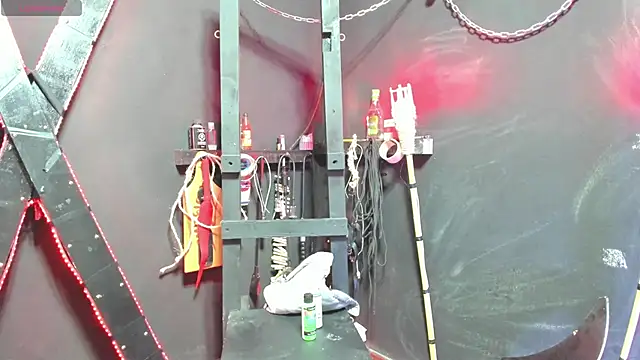 Mazmorra_PunishmentBDSM