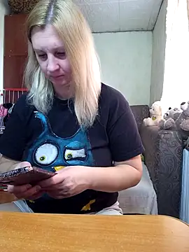 bustyblond - BustyBlond's free webcam - UK Sex Cams