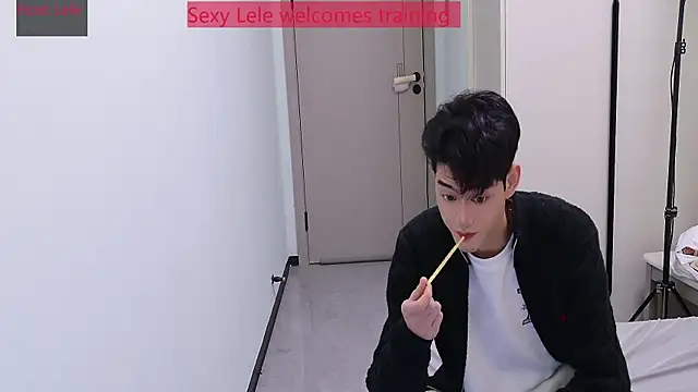 sexyboy-lele
