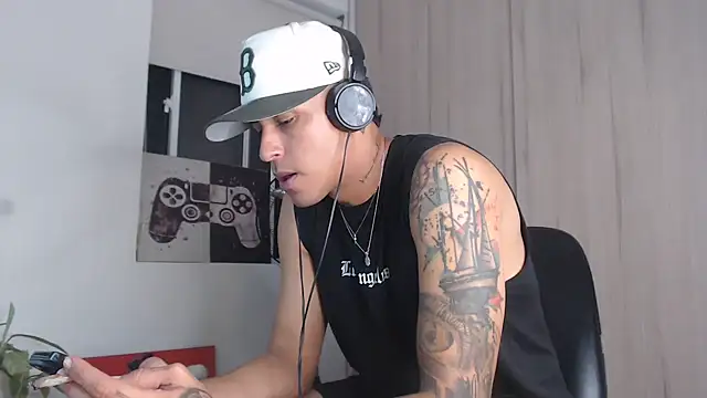 felipelopezz23 (M young) - CUM SHOW