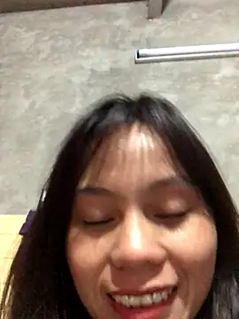 sarahkiu - Sarahkiu's free webcam - UK Sex Cams