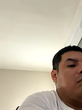 pelotas2000 (M young) - Pídeme lo que quieras por 5 min